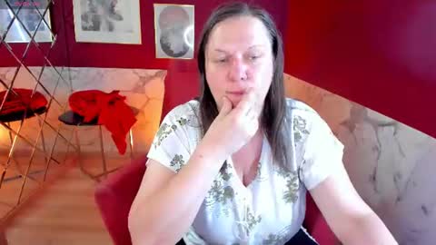 Kelly online show from June 15, 8:00 pm