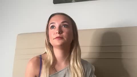 Snapshot of kelseyblu chatting on May 23, 10:47 pm Kelsey Blu online show from May 23, 10:47 pm