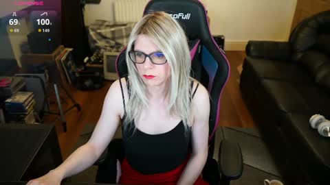 kelseycobalt online show from June 15, 8:22 pm