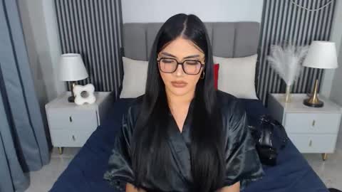 kelsie_silva online show from November 12, 7:13 pm