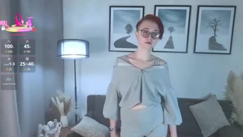 Lina online show from February 3, 1:59 am