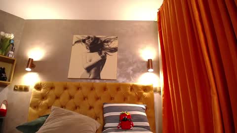 kelsikarterr online show from January 13, 5:01 am