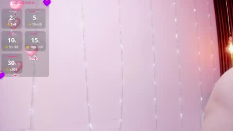 Snapshot of kelsseyanders chatting on April 6, 1:45 pm online show from April 6, 1:45 pm