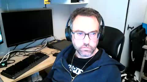 Snapshot of kelvin06133 chatting on January 6, 9:54 pm kelvin06133 online show from January 6, 9:54 pm