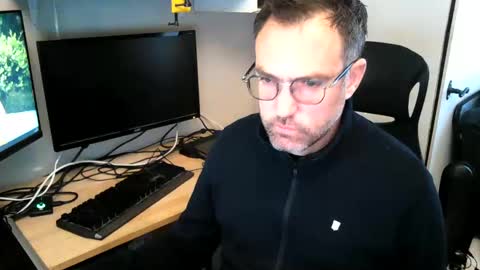 Snapshot of kelvin06133 chatting on January 11, 2:36 pm kelvin06133 online show from January 11, 2:36 pm