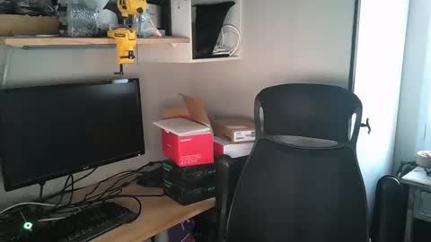 Snapshot of kelvin06133 chatting on March 6, 4:17 pm kelvin06133 online show from March 6, 4:17 pm