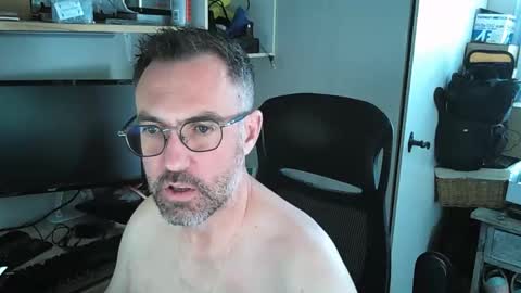 Snapshot of kelvin06133 chatting on March 25, 12:55 pm kelvin06133 online show from March 25, 12:55 pm