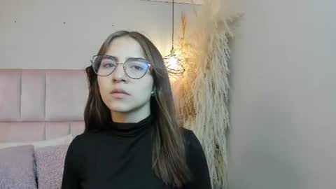 Snapshot of kely_morgan chatting on June 19, 3:11 am Kely online show from June 19, 3:11 am