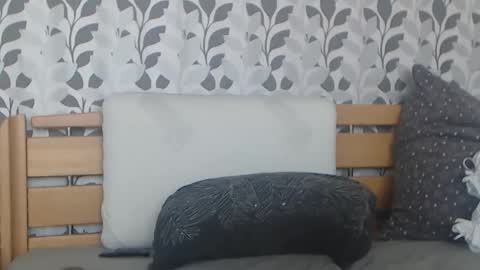 kelywild20 online show from May 8, 7:03 am