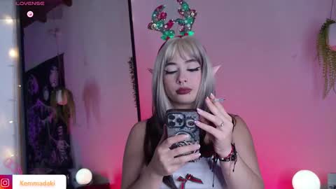 Kemma online show from December 21, 11:45 pm