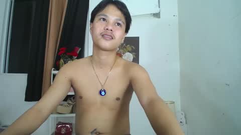 Snapshot of ken8804 chatting on March 4, 10:32 am ken8804 online show from March 4, 10:32 am