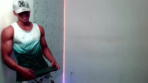 ken__owensx online show from September 25, 4:49 am