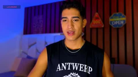 ken_blaker online show from December 16, 4:12 pm