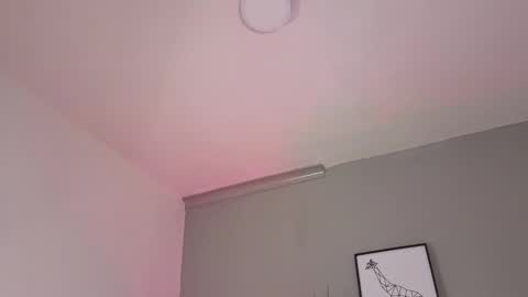 Snapshot of ken_boy_ chatting on October 28, 11:47 am   online show from October 28, 11:47 am