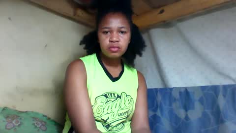 Snapshot of kenalie chatting on June 2, 7:21 am Kenalie online show from June 2, 7:21 am