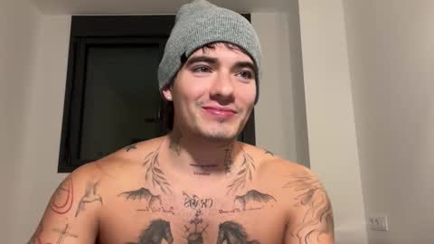 luis carlos esteban online show from November 9, 7:23 pm