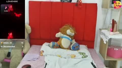 Snapshot of kendal_2 chatting on February 8, 11:02 pm Mariana online show from February 8, 11:02 pm