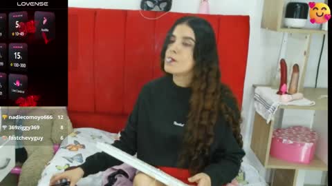 Snapshot of kendal_2 chatting on February 15, 1:31 am Mariana online show from February 15, 1:31 am