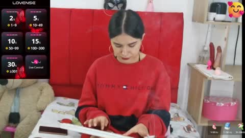 Snapshot of kendal_2 chatting on February 18, 4:48 am Mariana online show from February 18, 4:48 am