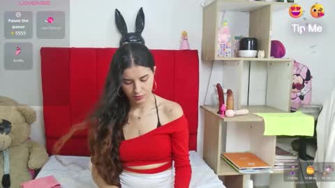 Snapshot of kendal_2 chatting on November 2, 11:18 pm Mariana online show from November 2, 11:18 pm