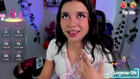 Carolina  online show from November 29, 3:48 pm