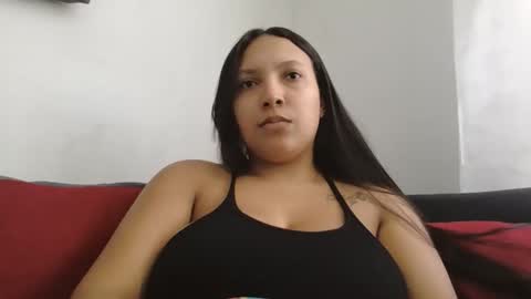 Snapshot of kendalbabyx chatting on February 17, 8:15 pm kendalbabyx online show from February 17, 8:15 pm