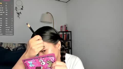 Kendal online show from February 15, 2:44 pm