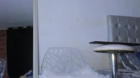 Kendall online show from February 9, 7:12 am