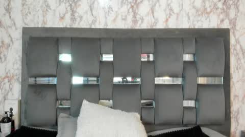 Kendall online show from January 8, 6:31 am