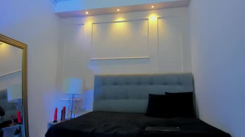 kendall_roous online show from October 28, 3:21 am