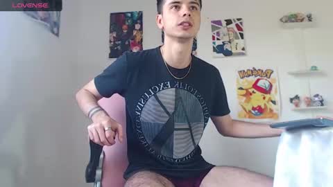 Snapshot of kendall_ros chatting on January 9, 5:22 pm kendall ross online show from January 9, 5:22 pm