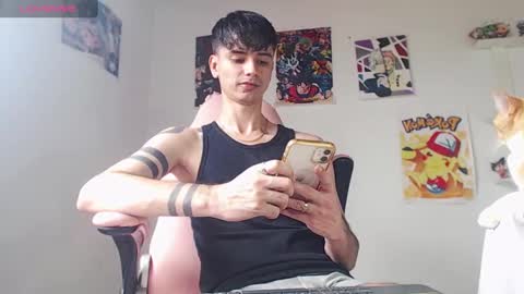 Snapshot of kendall_ros chatting on February 24, 3:31 pm kendall ross online show from February 24, 3:31 pm