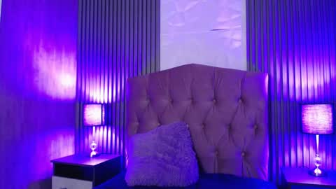 kendall_saenz online show from January 22, 10:48 pm