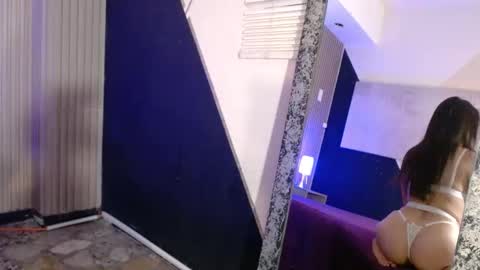 kendall_saenz online show from October 27, 9:08 pm