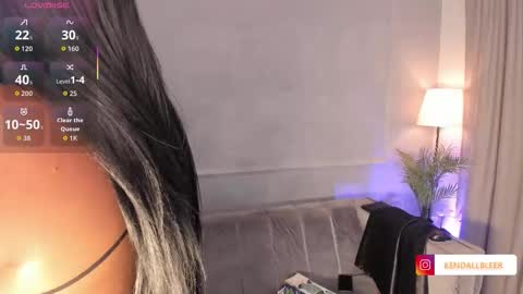 kendallbleer online show from October 16, 1:17 am