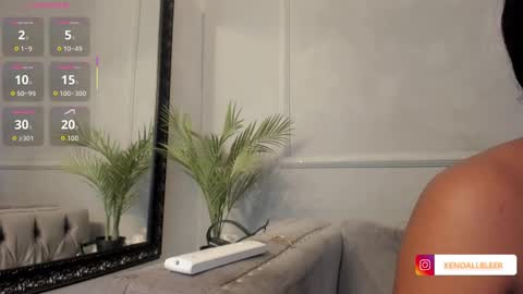 kendallbleer online show from November 16, 11:38 am