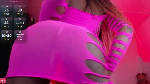 kendallgil_ online show from December 5, 6:44 am