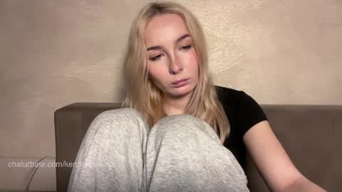 Kendall online show from February 8, 2:04 am