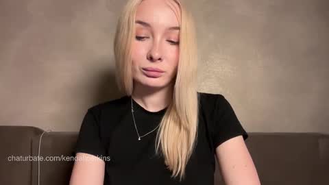 Kendall online show from February 9, 10:25 pm