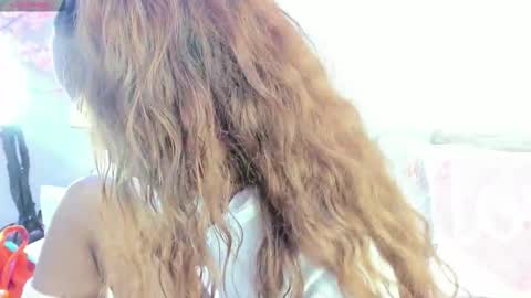 Kendal  online show from October 25, 9:20 pm