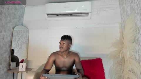 Kender online show from February 25, 12:45 pm