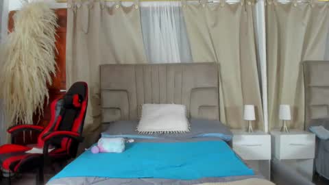 kendra and liam online show from October 8, 11:30 am