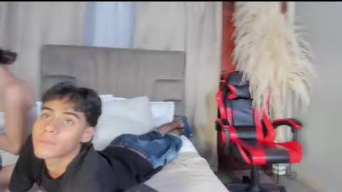 kendra and liam online show from October 12, 11:42 am