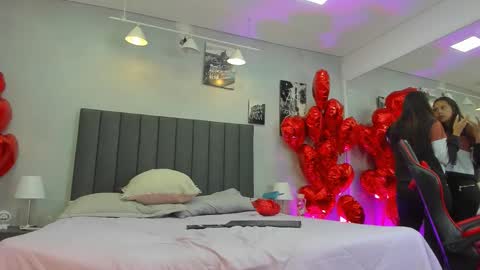 Kendra London online show from February 20, 11:22 am