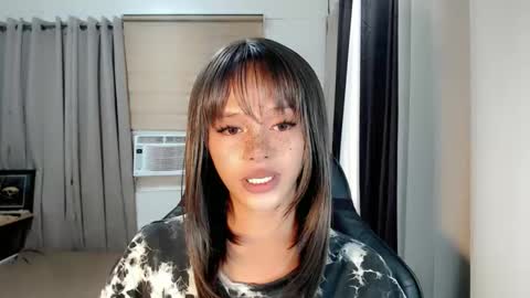 kendra_lunaxx online show from March 9, 2:48 am