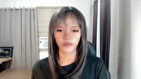 kendra_lunaxx online show from March 10, 1:27 pm