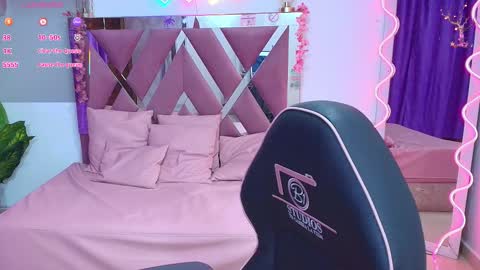 Snapshot of kendra_tay chatting on November 18, 3:12 am kendra online show from November 18, 3:12 am