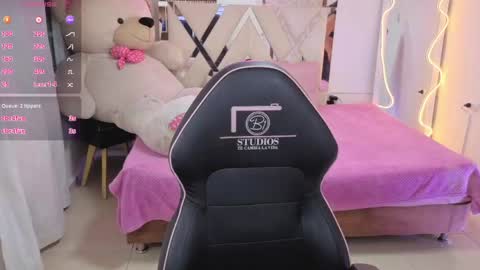 Snapshot of kendra_tay chatting on March 8, 3:54 am kendra online show from March 8, 3:54 am