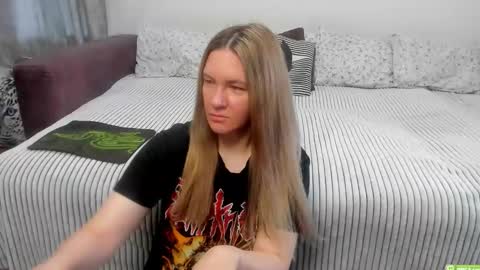 Kendra online show from June 11, 1:05 am