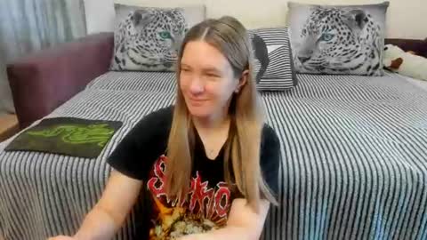 Kendra online show from June 17, 11:49 pm